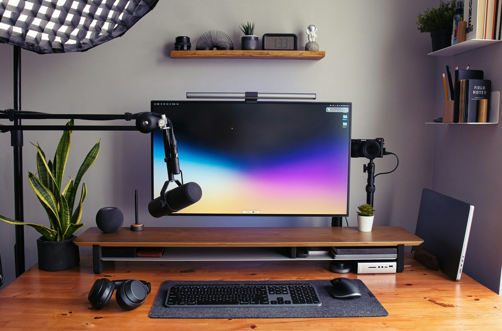 Best Tech Accessories for a Productive Work Setup: Hubs, Chargers, Storage & Audio